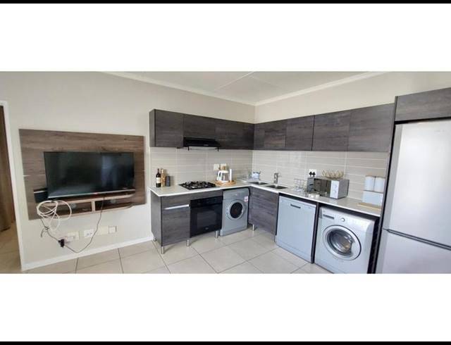 1 BEDROOM PROPERTY TO RENT IN PETERVALE